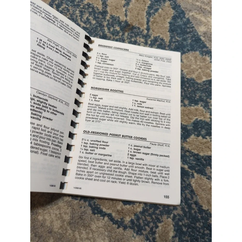 Vtg Cookbook Virginia Emergency Nurses Association‎ Sharing Our Best 1996